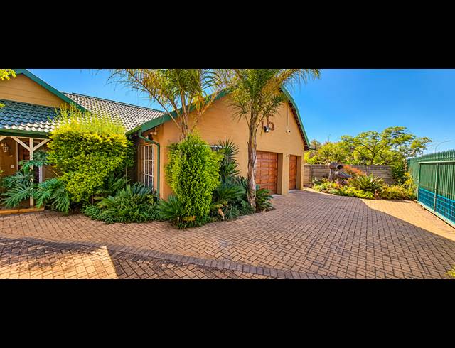 4 BEDROOM HOUSE FOR SALE IN RYNFIELD